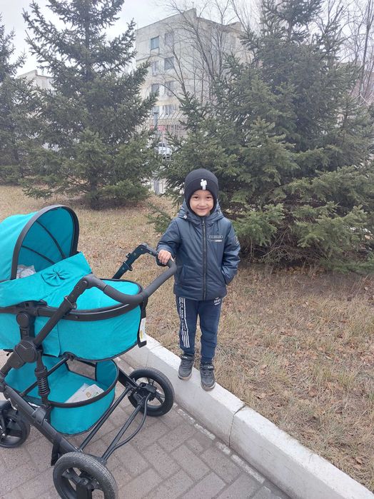 Продам детскую коляску