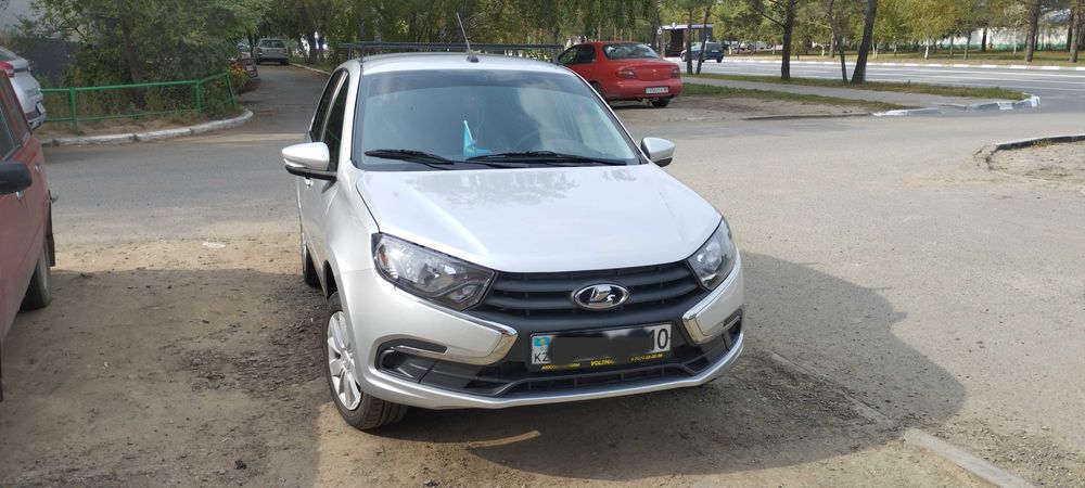 Лада гранта седан