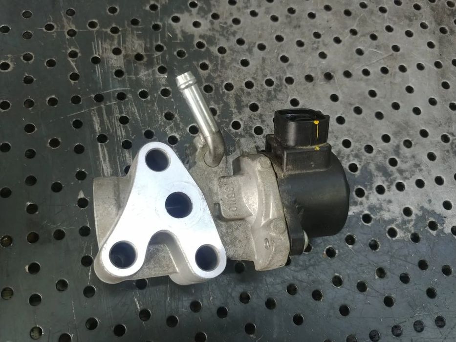 egr toyota yaris 1.0b  1kr-b52