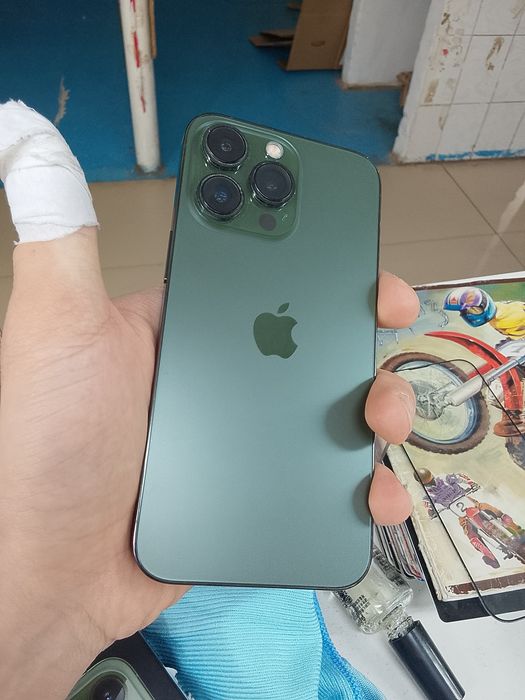 Продам iPhone 13pro