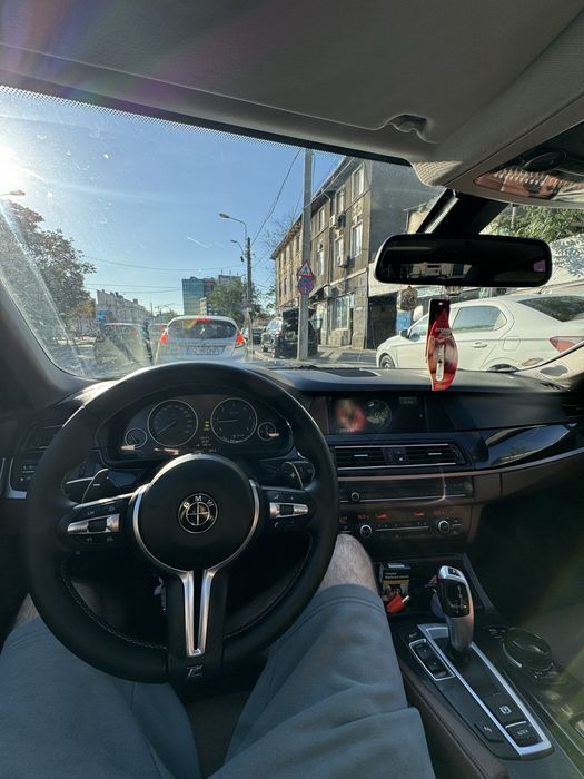 BMW 5 Series 2015 — imagine 4