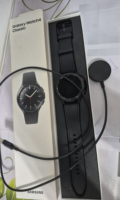 Смарт часы Самсунг, новые.