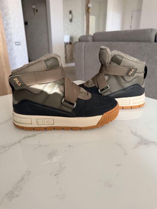 Зимние ботинки 39 размер FILA