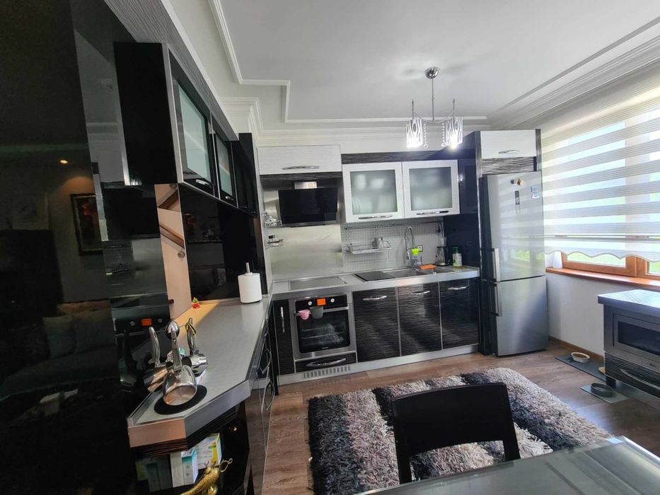 Луксозеен Мезонет с Три Спални в кв. Любен Каравелов, гр. Хасково