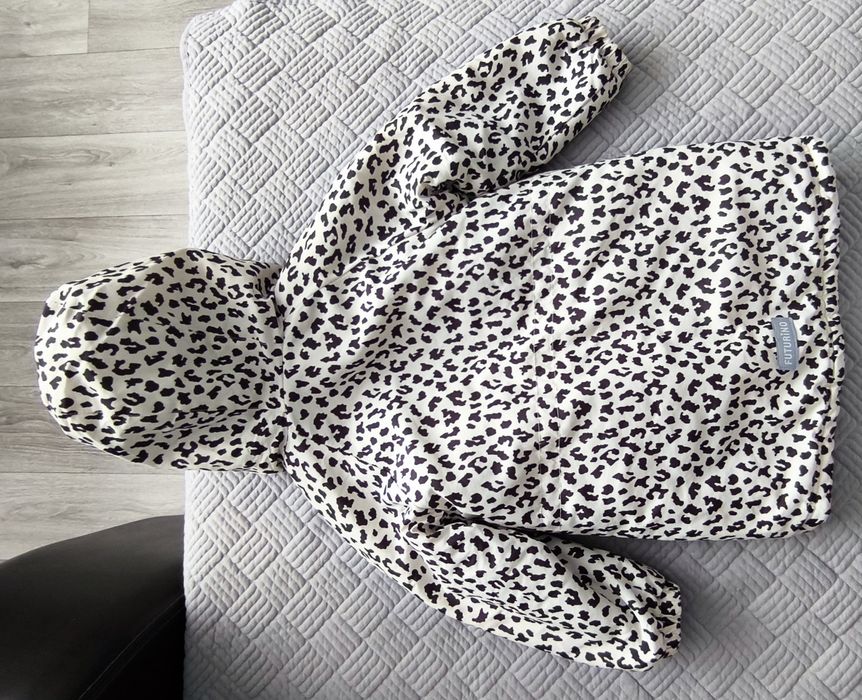 Демисезонная куртка для девочки 110–116