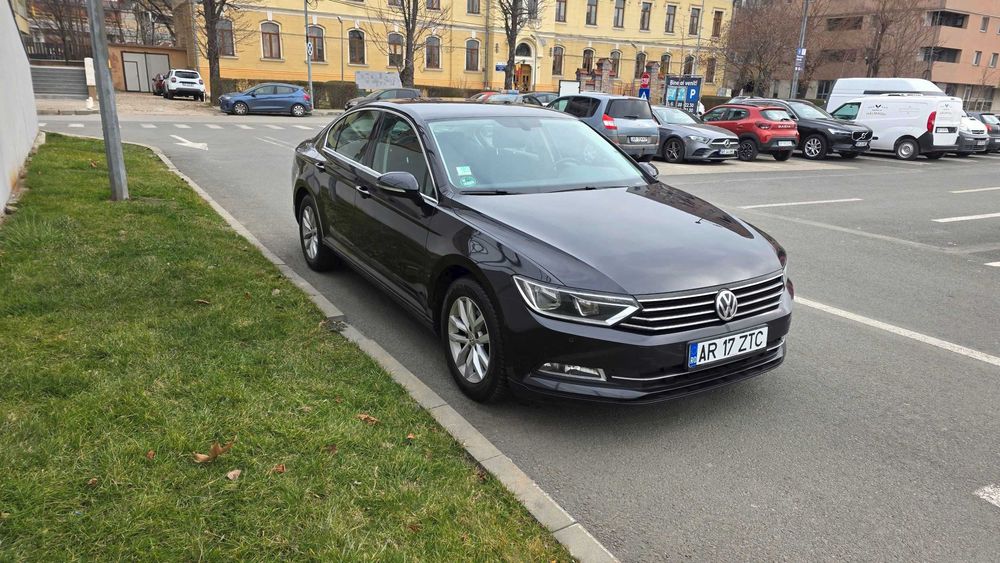 Vand/Schimb/Rate VW Passat B8 berlina 2016 149.000 km inmatriculat RO