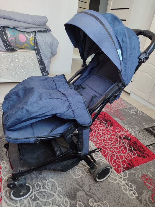 Продам прогулочную коляску