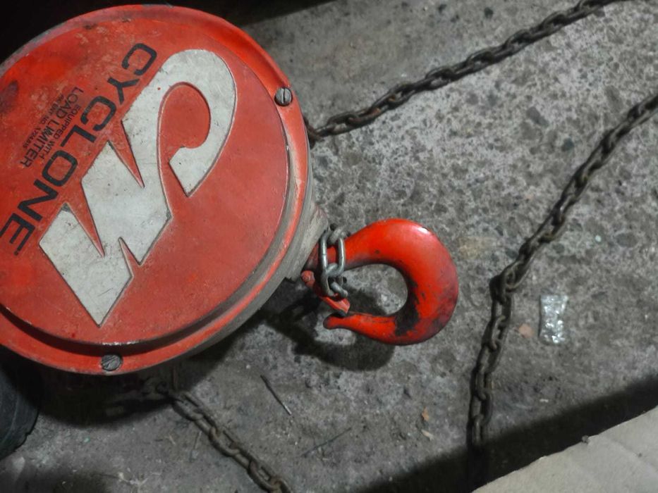 продам тельфер американка на 2,5-3 тонны