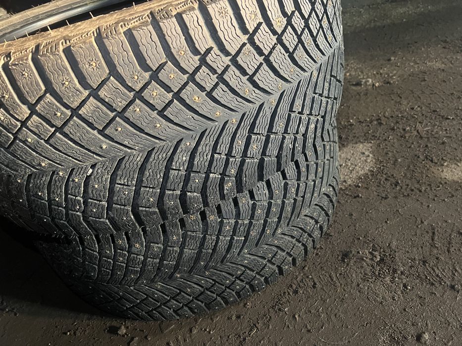 Michelin X-Ice North 4 шипы