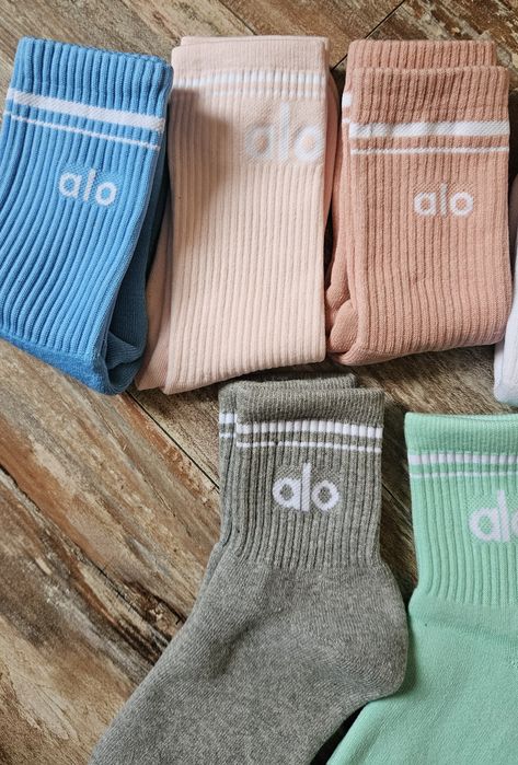 Дамски Чорапи Различни UGC ALOи Марки