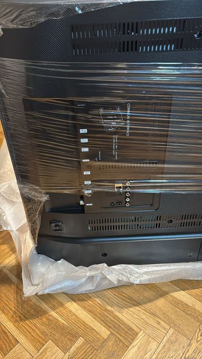 Samsung 48" Smart 4K UHD TV – UE48JU6400 – като нов, пълен комплект