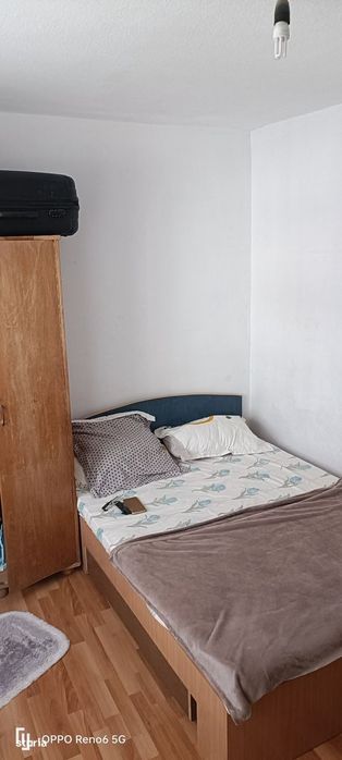 Apartament 3camere de vânzare