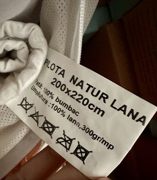 Pilota 200x220cm, umplutura lână 100% si fete de bumbac 100%