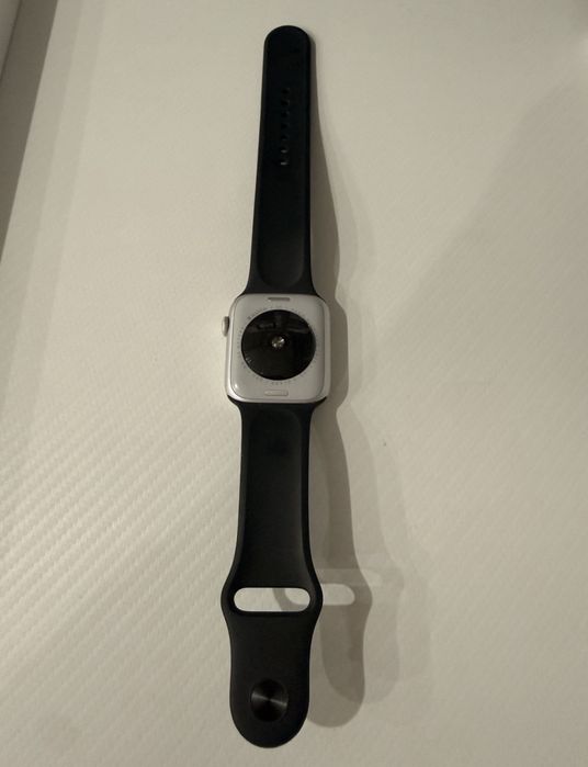 Apple Watch SE 2 44mm