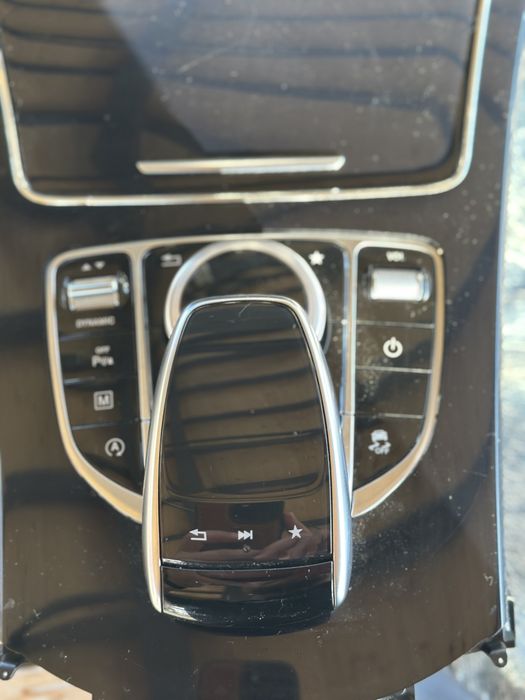 Consola mercedes c class w205