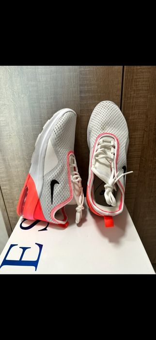 Дамски маратонки оригинални Nike 38