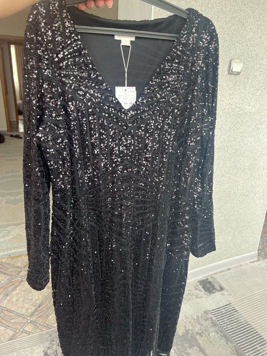 Продам НОВОЕ платье вечернее