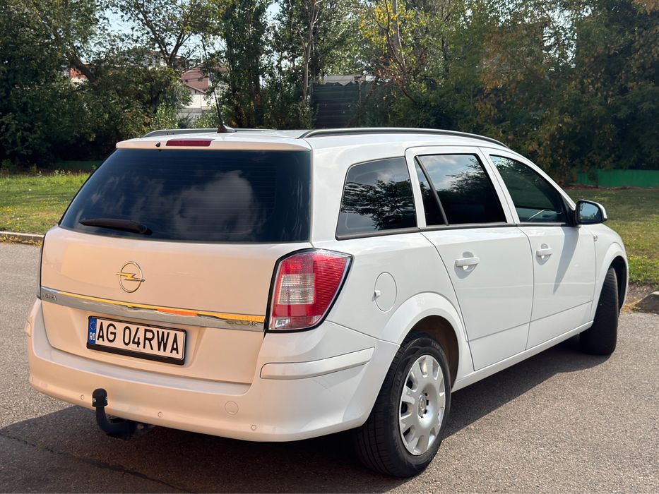 Opel Astra H 1.7 CDTI 110CP 2009 EcoFlex - Navigație mare, Faruri/Ștergatoare automate