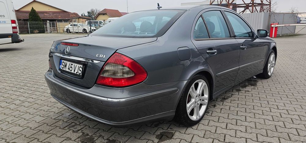 Mercedes E-class Avantgard