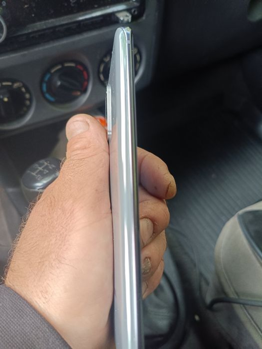 Самсунг s20 128/8