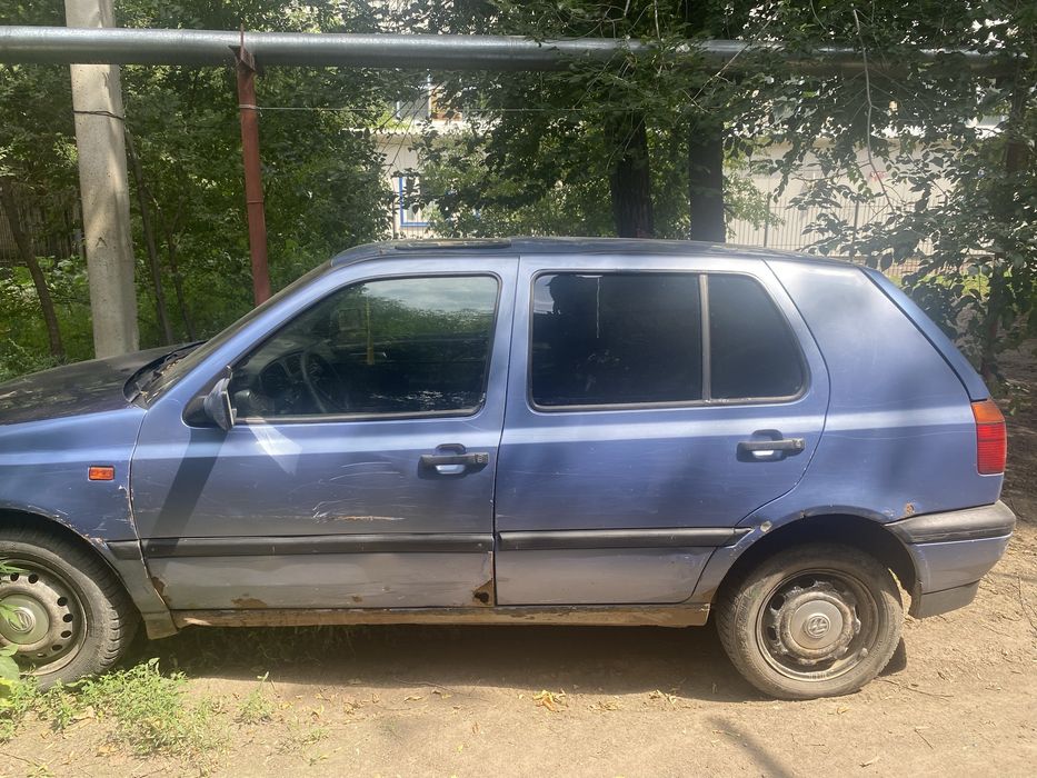 Срочно продам гольф3