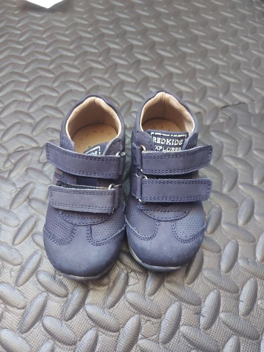 Детски обувки/пантофи/сандали за момче размери 18/19 и 21