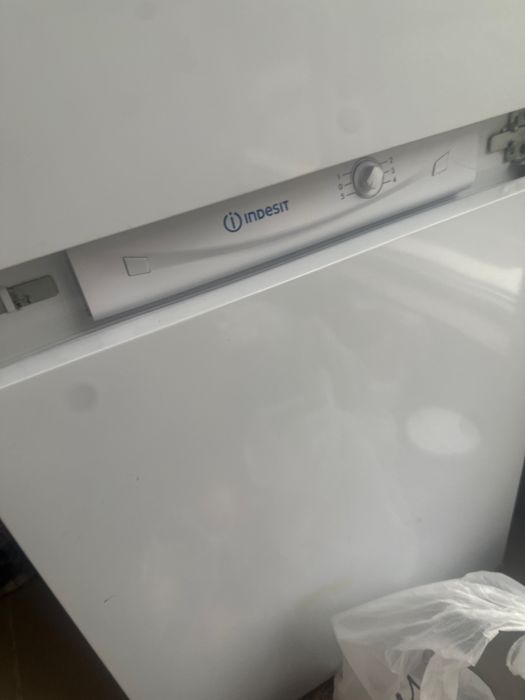 Холодильник индезит встраиваемый