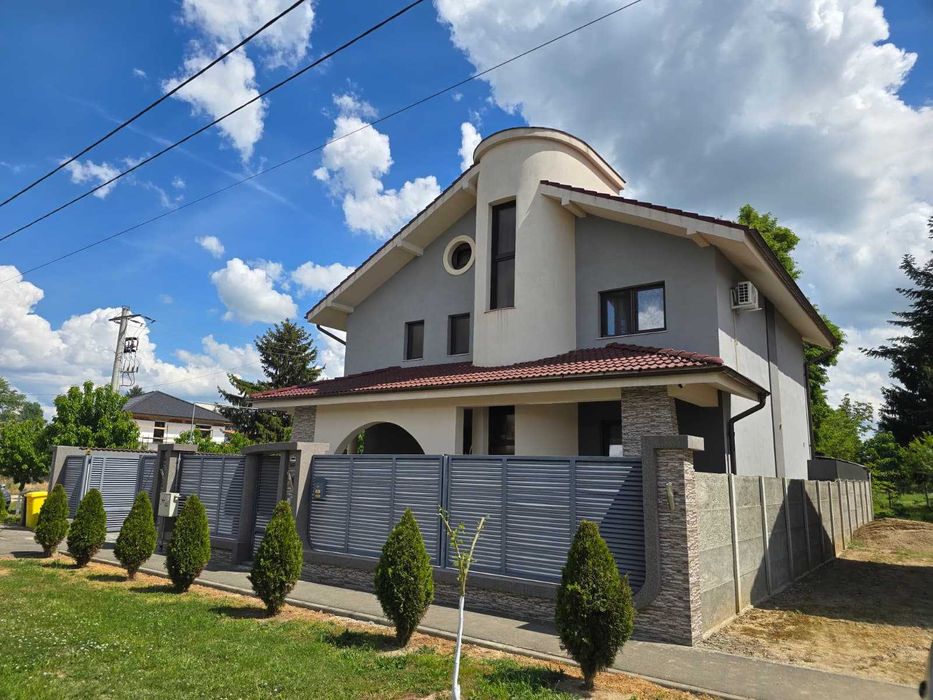 CASA DE VANZARE CARTIER MAPN,Arhitectura deosebita,4 nivele,269 MP utili,gata de locuit.