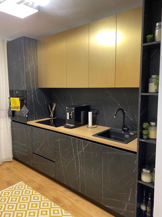 Apartament 3 camere lux la cheie