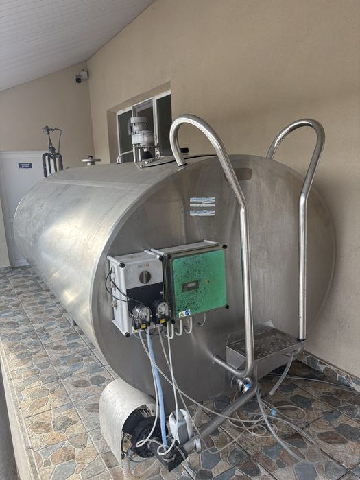 Bazin / tanc / recipient inox 3500 litri pt depozitare sau transport