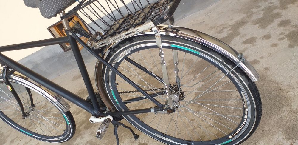 Velosiped yaxshi minilgan hamma joyi yangi
