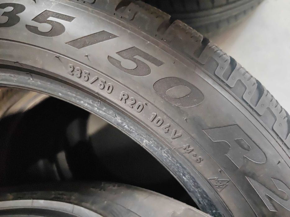 4бр.зимни гуми 235/50/20-255/45/20 Pirelli спорт пакет