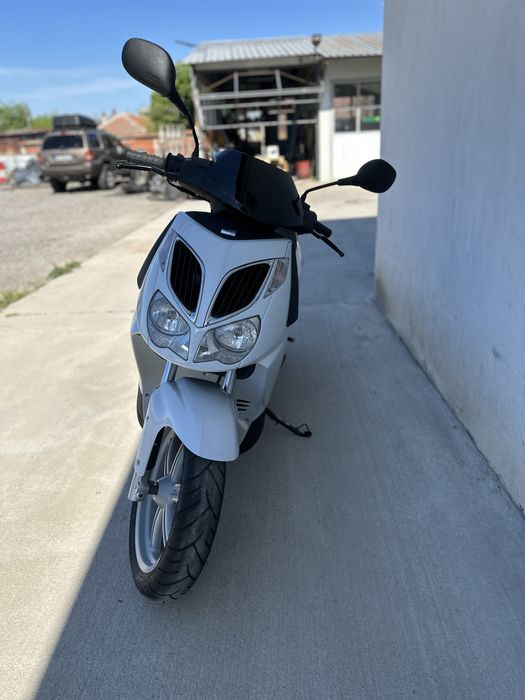 Aprilia Sportcity 250