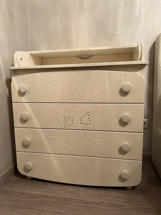 Пеленальный столик