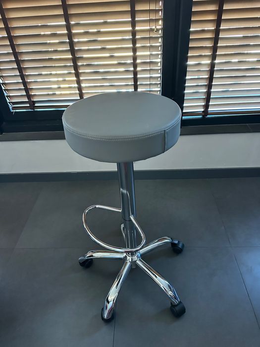 Бар Стол на колелца (хром) + 24м гаранция и безплатна доставка