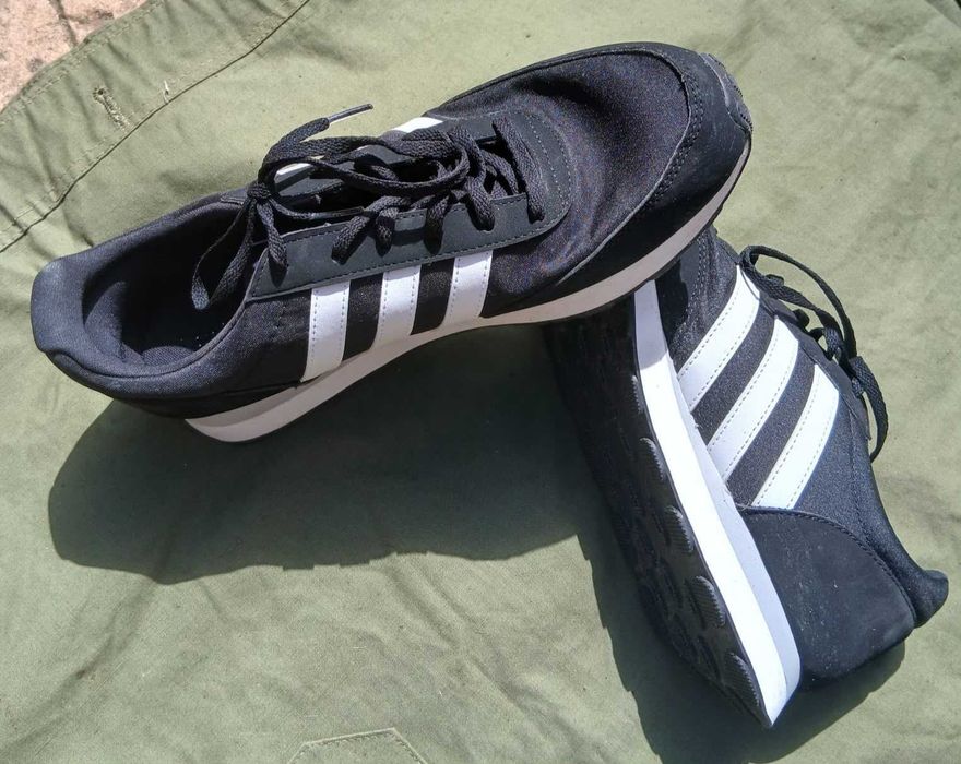 Adidas Run, NOU, marime 44, fara eticheta