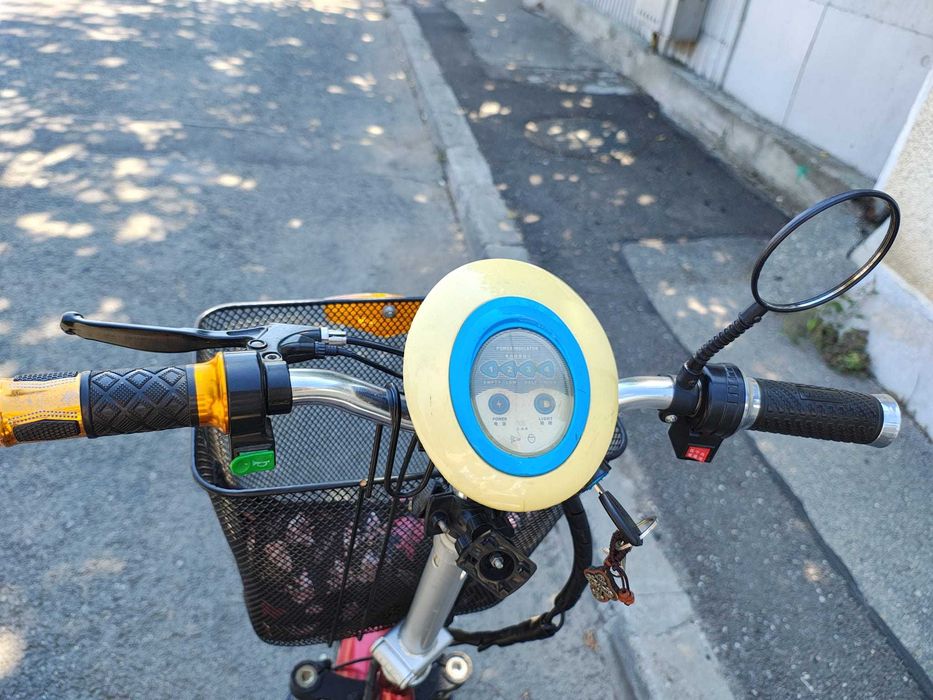 Tricicletă-Triciclu electric / adulți, persoane cu mobilitate redusă (dizabilități)