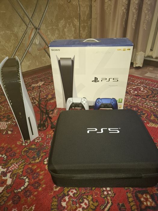 Продам Плестеишн Playstation 5