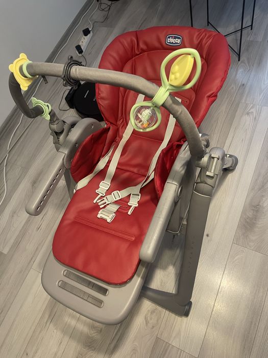 Scaun de masa chicco polly magic relax red passion de la nastere