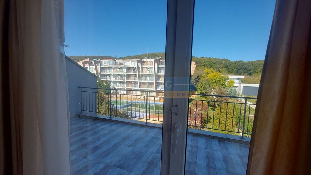 Продава се Тристаен апартамент в с. Кошарица, Област Бургас - 144 кв.м за 291 €/кв.м - Снимка #4