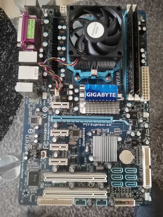 amd Phenom II 550 отключени ядра, G.Skill ddr4 3200 2x4gb AMD A10-7800