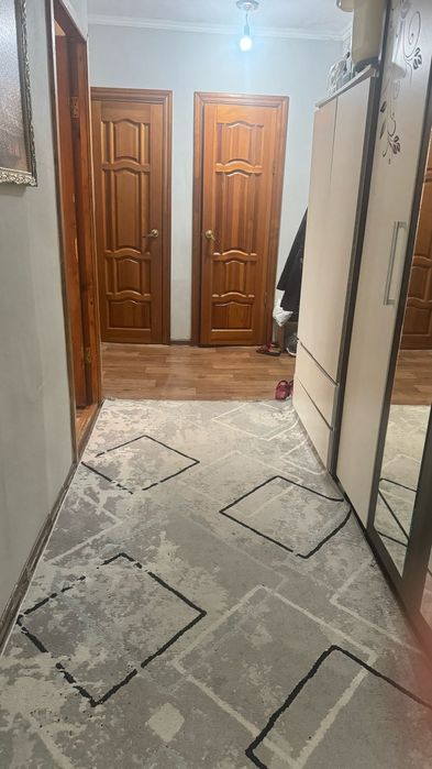 продам двухкомнатную квартиру