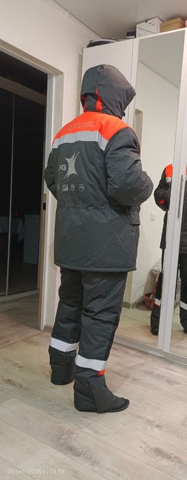 Продам зимний рабочий костюм