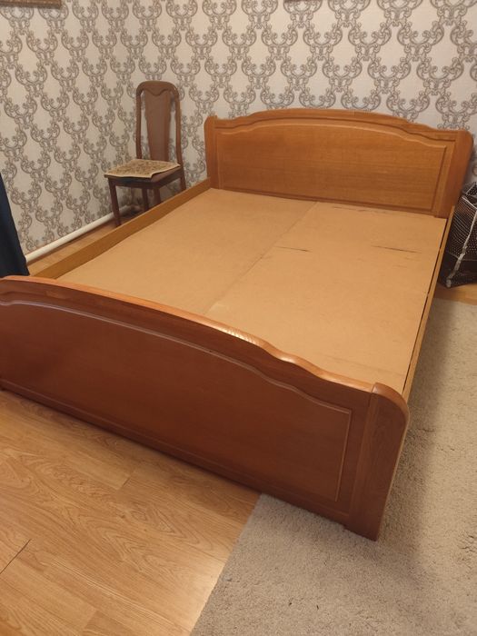Кровать 2000 х 1600 без матраса