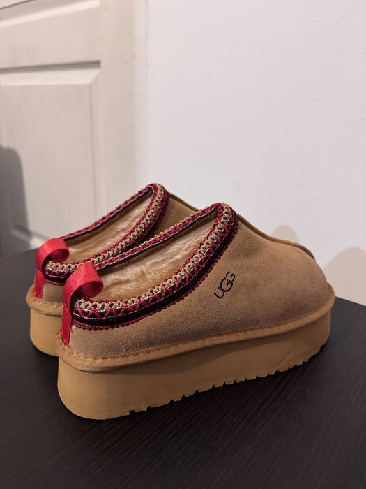 UGG Tazz Chestnut Marimea 37 Noi