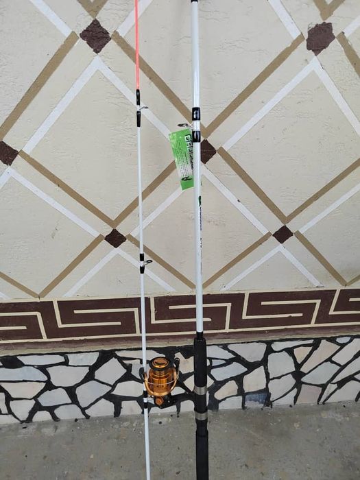 Удочка спининг  катушка