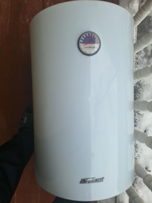 Электрический водонагреватель "Эталон" б/у