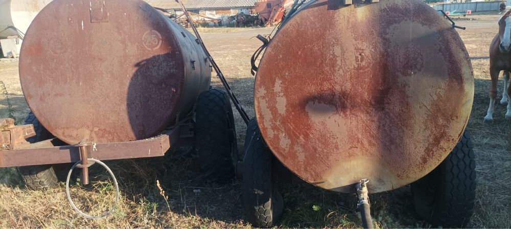 Бочка водораздатчик 3 куба