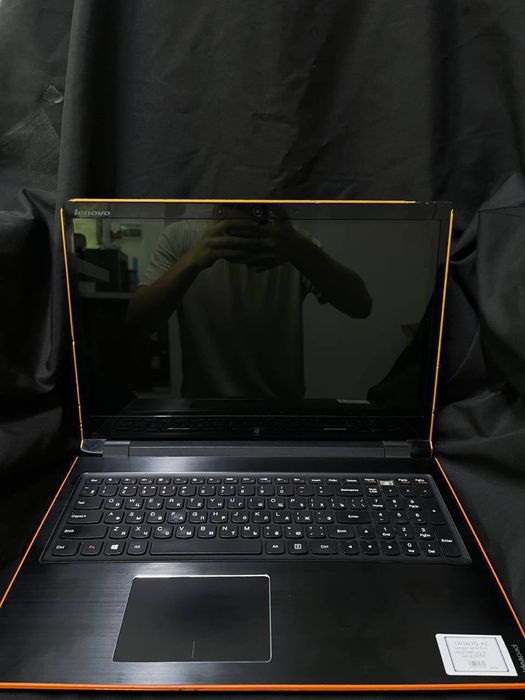 Lenovo.