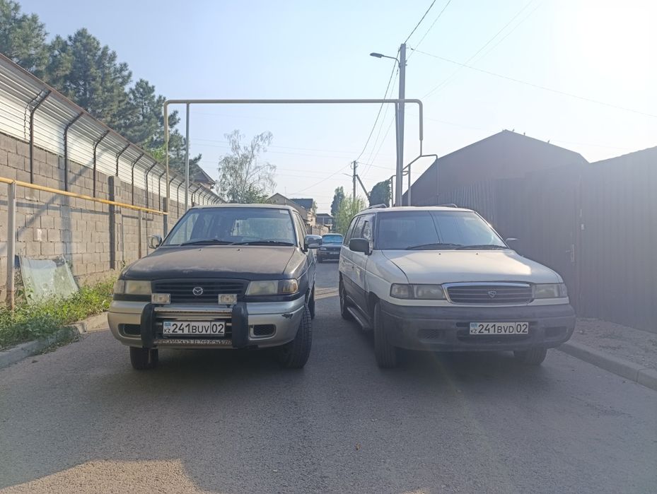 Продам Mazda mpv